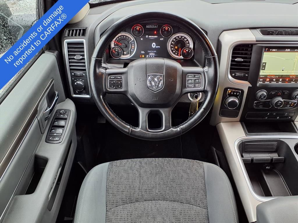 Used 2020 RAM 1500 Classic SLT w/ Luxury Group image 15