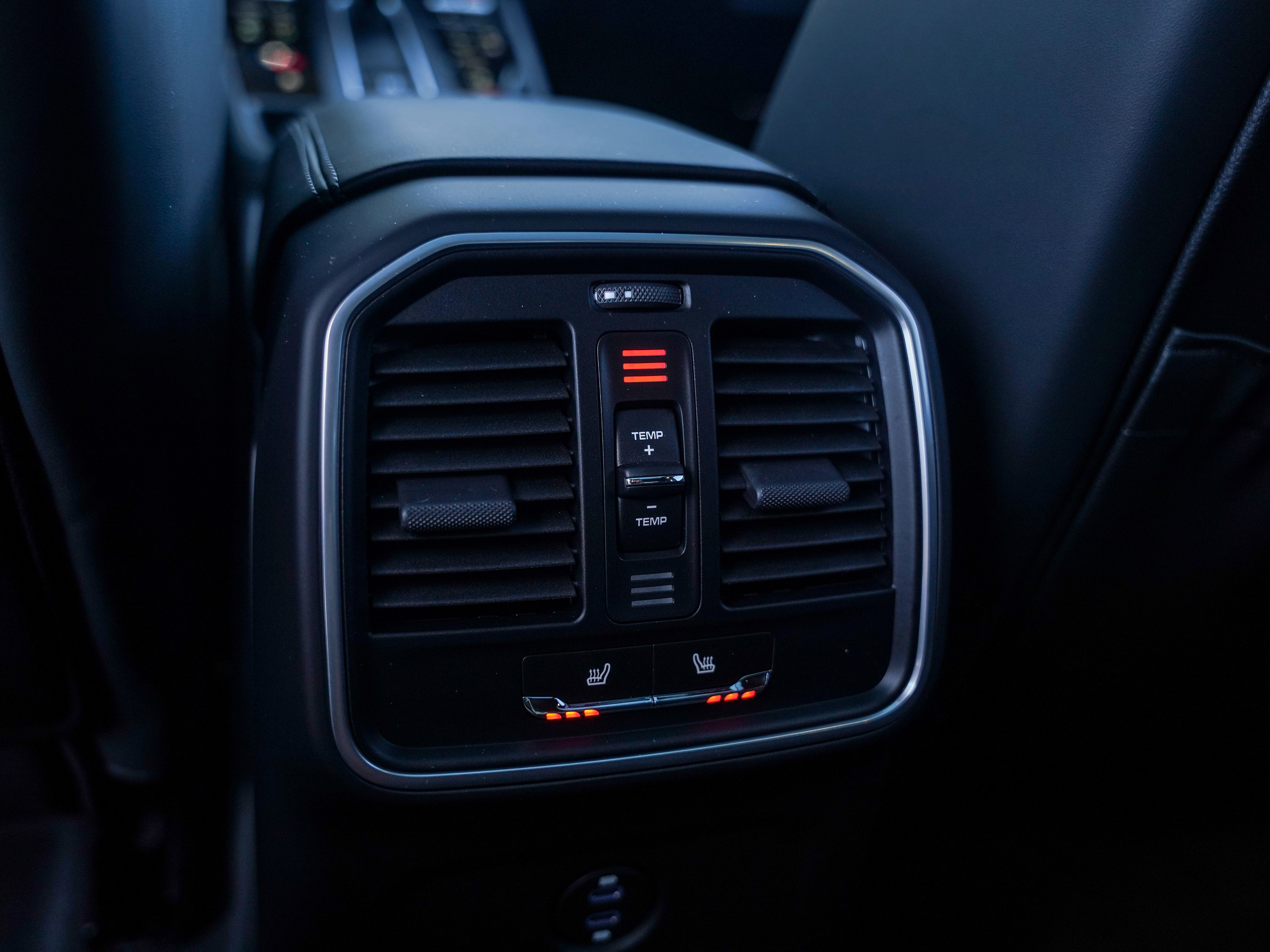 New 2026 Porsche Macan S image 28