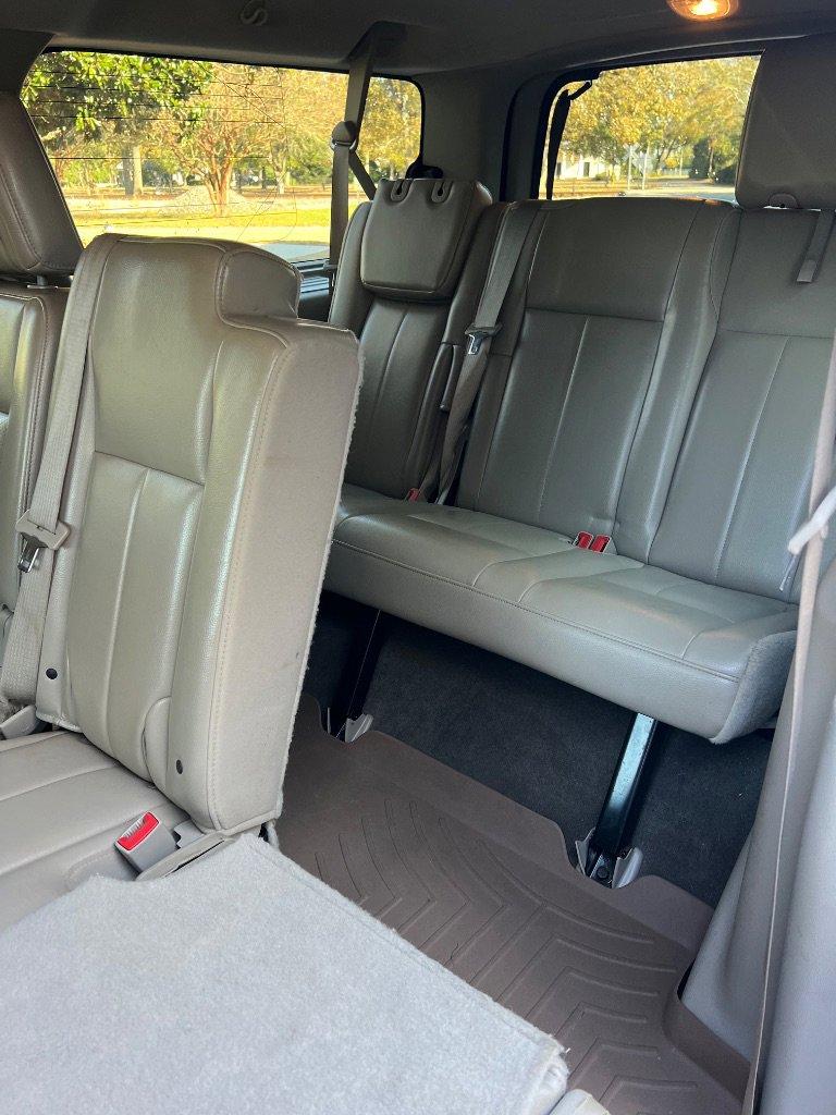 Used 2011 Ford Expedition EL Limited image 8
