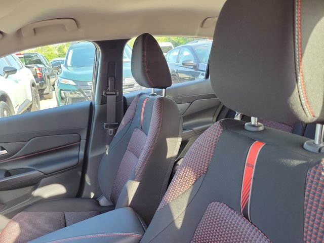 New 2026 Nissan Sentra SR w/ Floor Mat Package FWD image 17