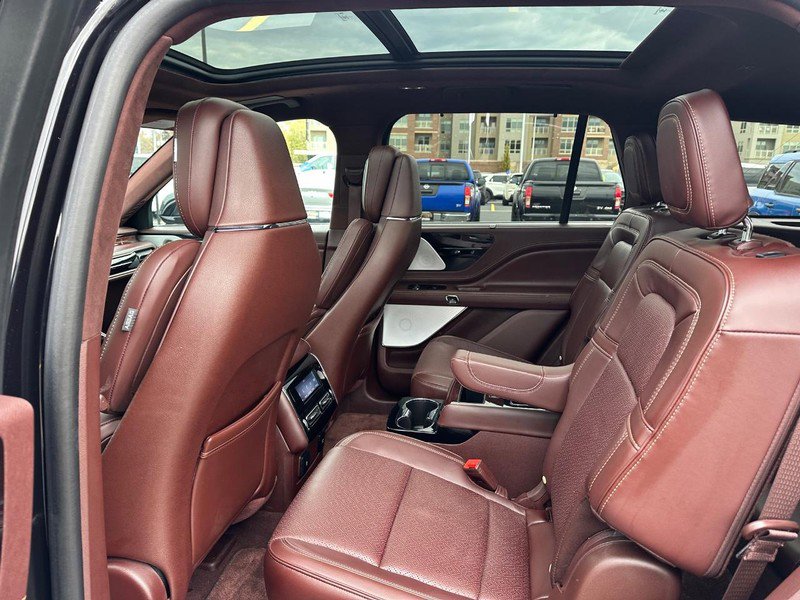 Certified 2023 Lincoln Aviator Black Label w/ Dynamic Handling Package image 14