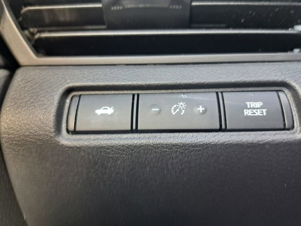 Used 2023 Nissan Altima 2.5 SR w/ SR Premium Package image 15