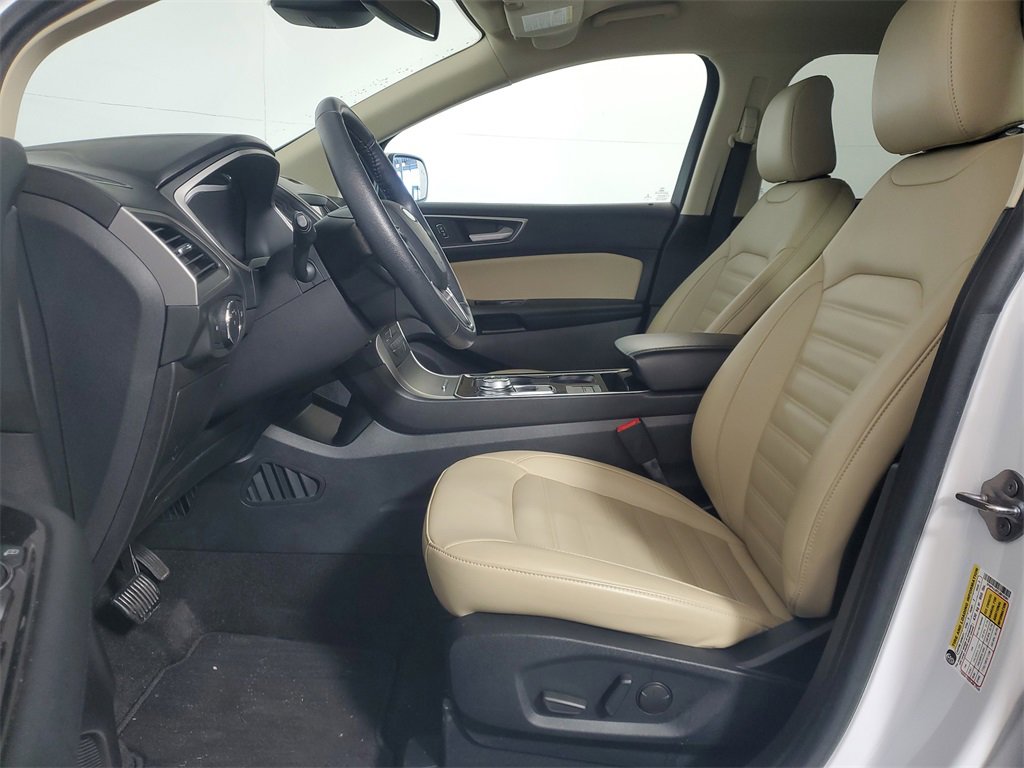 Used 2020 Ford Edge SEL image 11