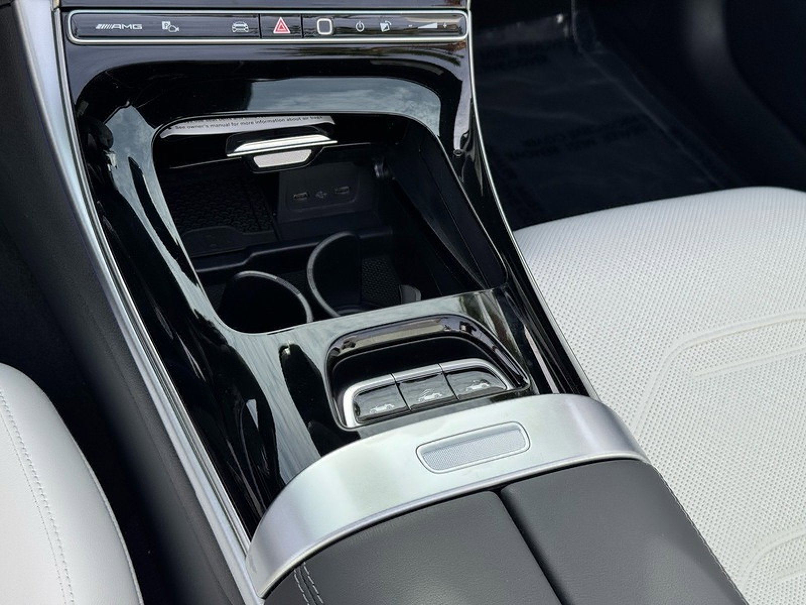 New 2026 Mercedes-Benz CLE 53 AMG 4MATIC Cabriolet image 12