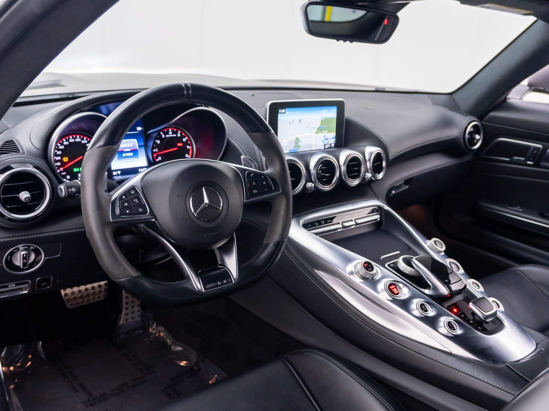 Used 2016 Mercedes-Benz AMG GT S image 10