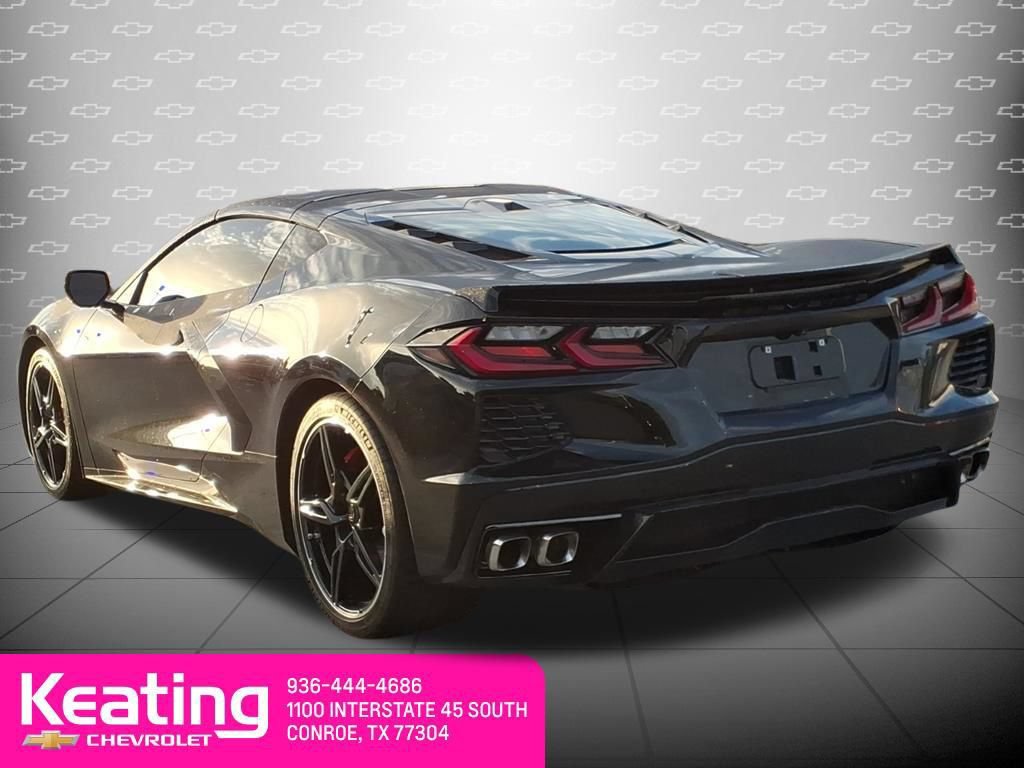 Used 2024 Chevrolet Corvette Stingray Coupe RWD image 2