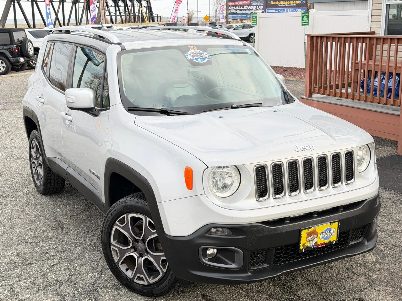 Used 2015 Jeep Renegade Limited AWD/4WD image 2