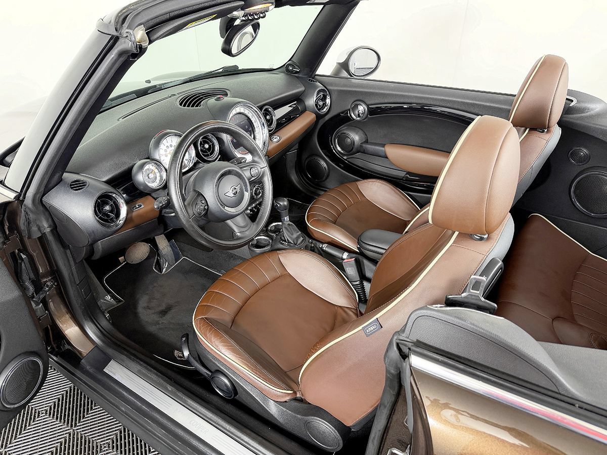 Used 2012 MINI Cooper Convertible FWD image 35