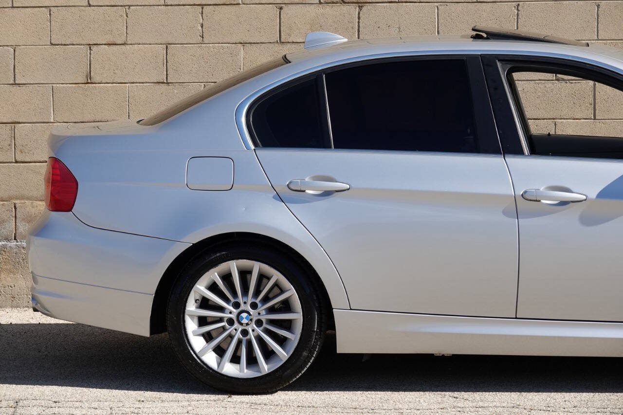 Used 2011 BMW 335d Sedan RWD image 22