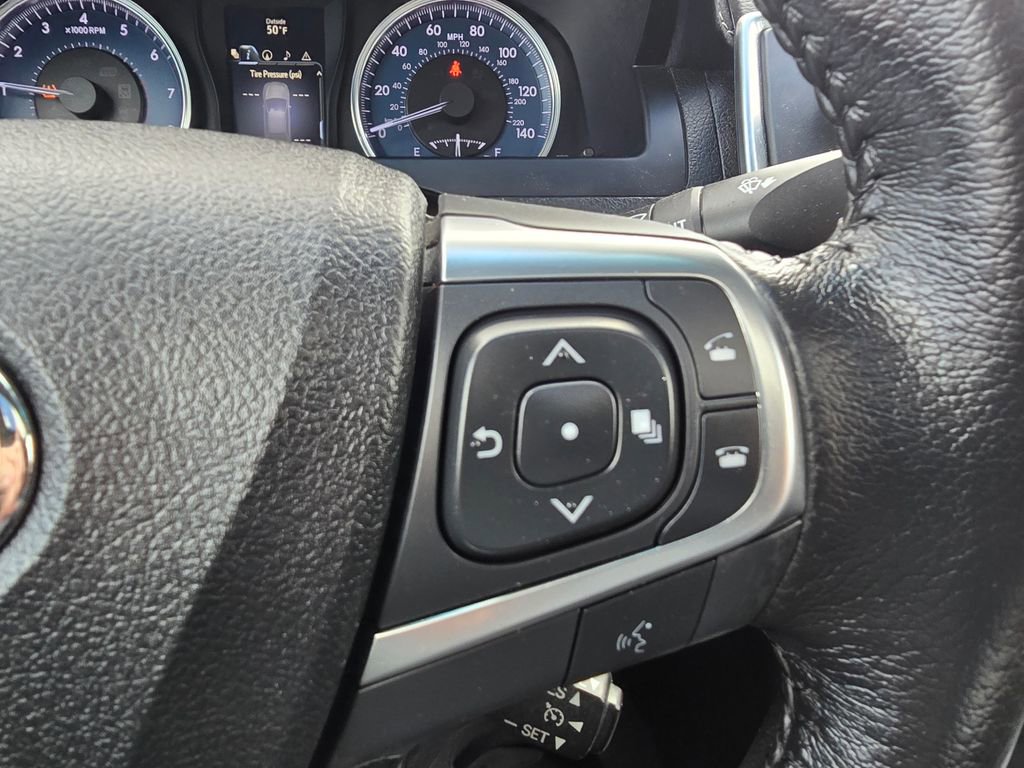 Used 2017 Toyota Camry XLE w/ Moonroof Package image 21