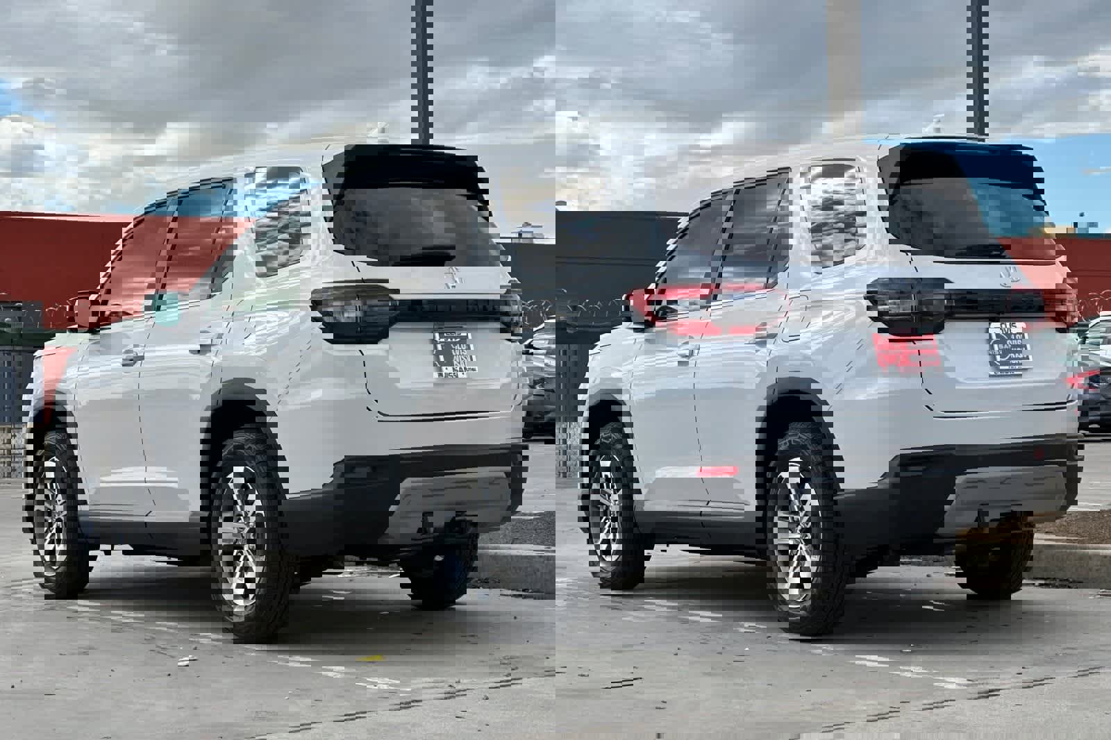 Used 2024 Honda Pilot EX-L image 7