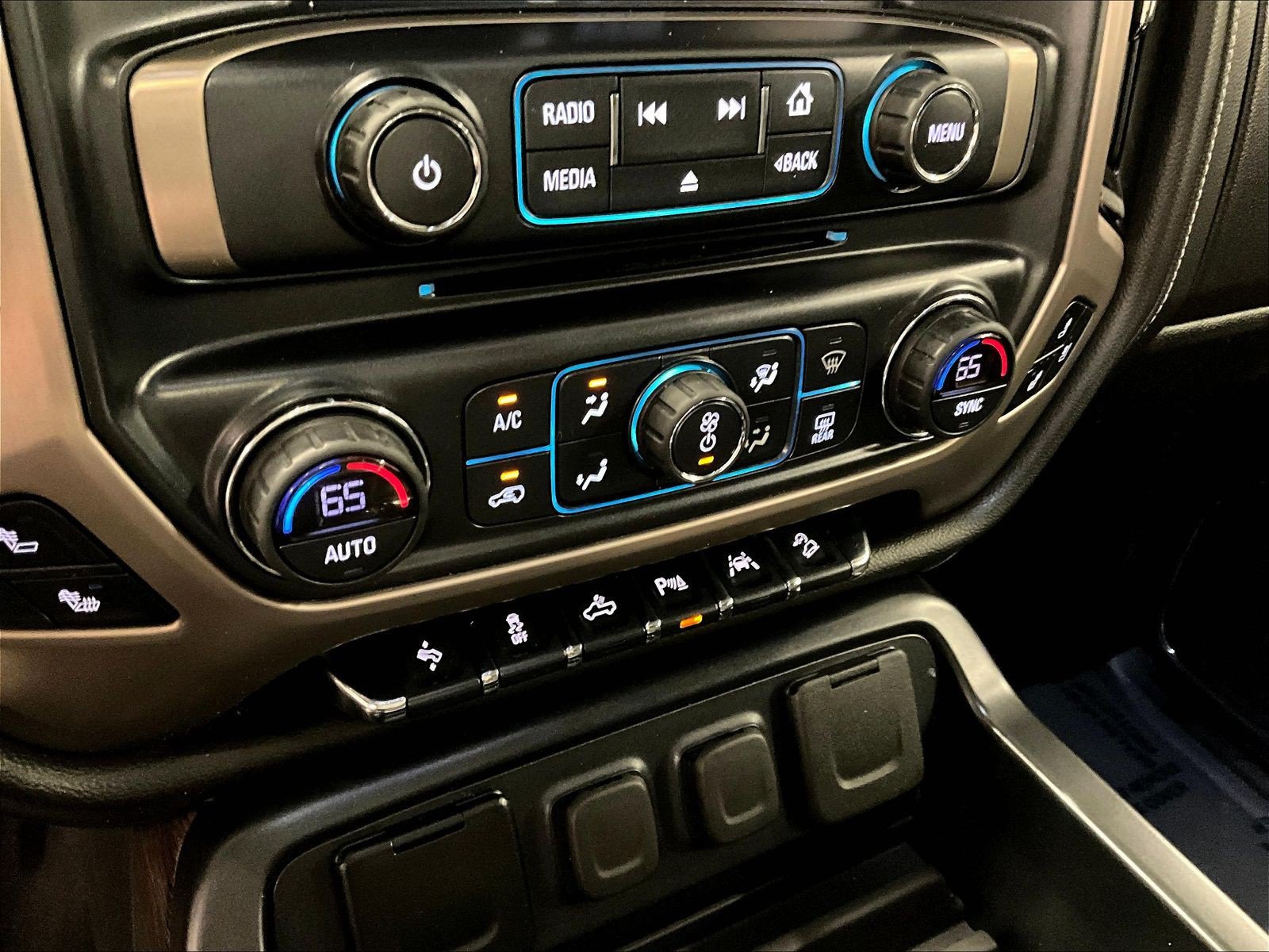 Used 2018 GMC Sierra 1500 Denali AWD/4WD image 16
