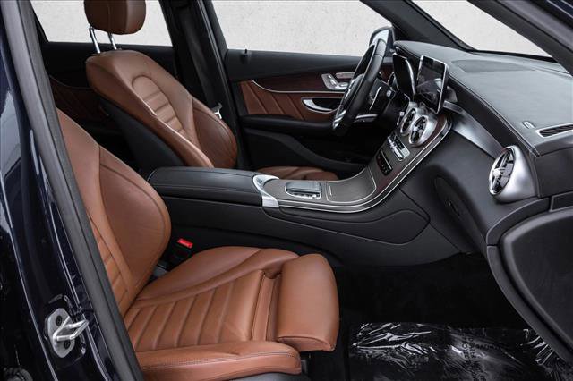 Used 2022 Mercedes-Benz GLC 43 AMG 4MATIC image 29