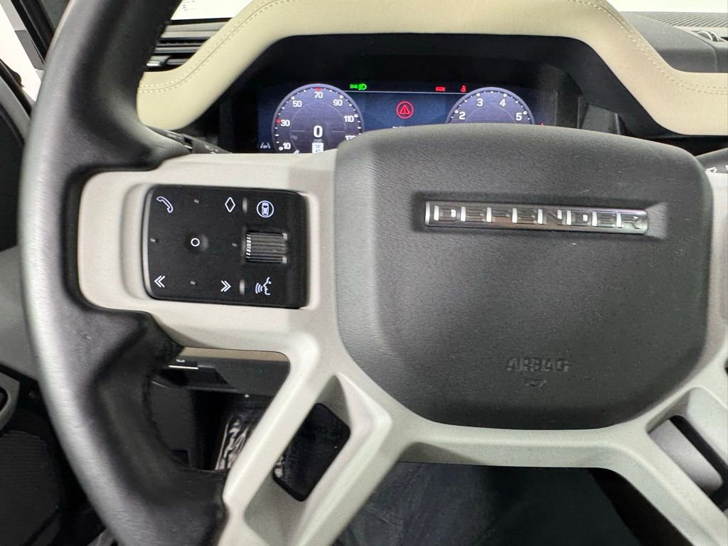 Used 2024 Land Rover Defender 130 S image 17