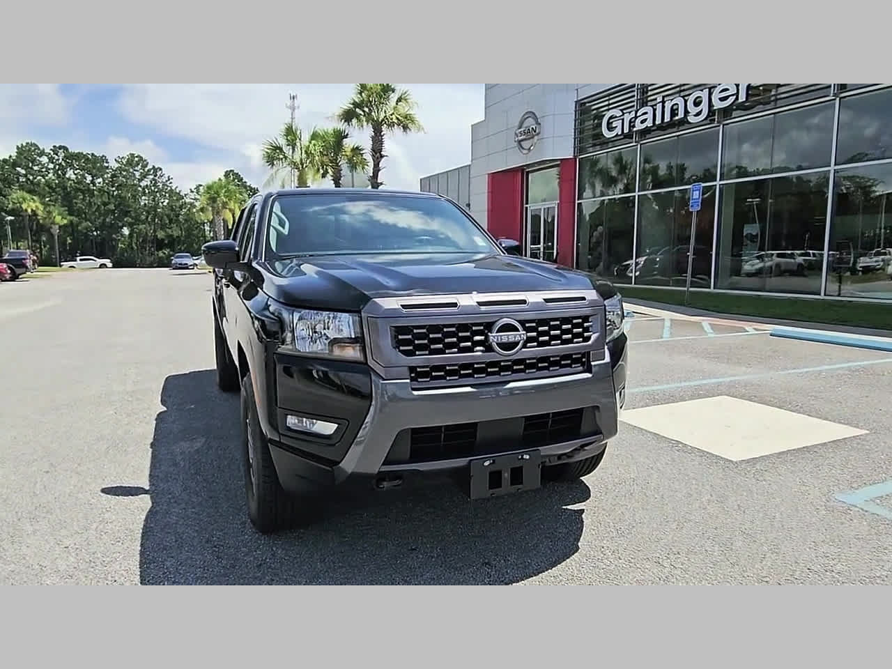 Used 2025 Nissan Frontier SV w/ SV Convenience Package AWD/4WD image 19