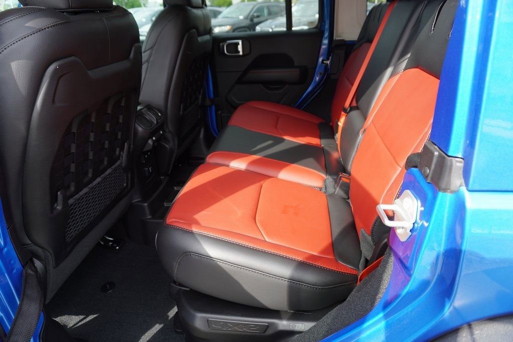 Used 2023 Jeep Wrangler Unlimited Rubicon 4xe image 18