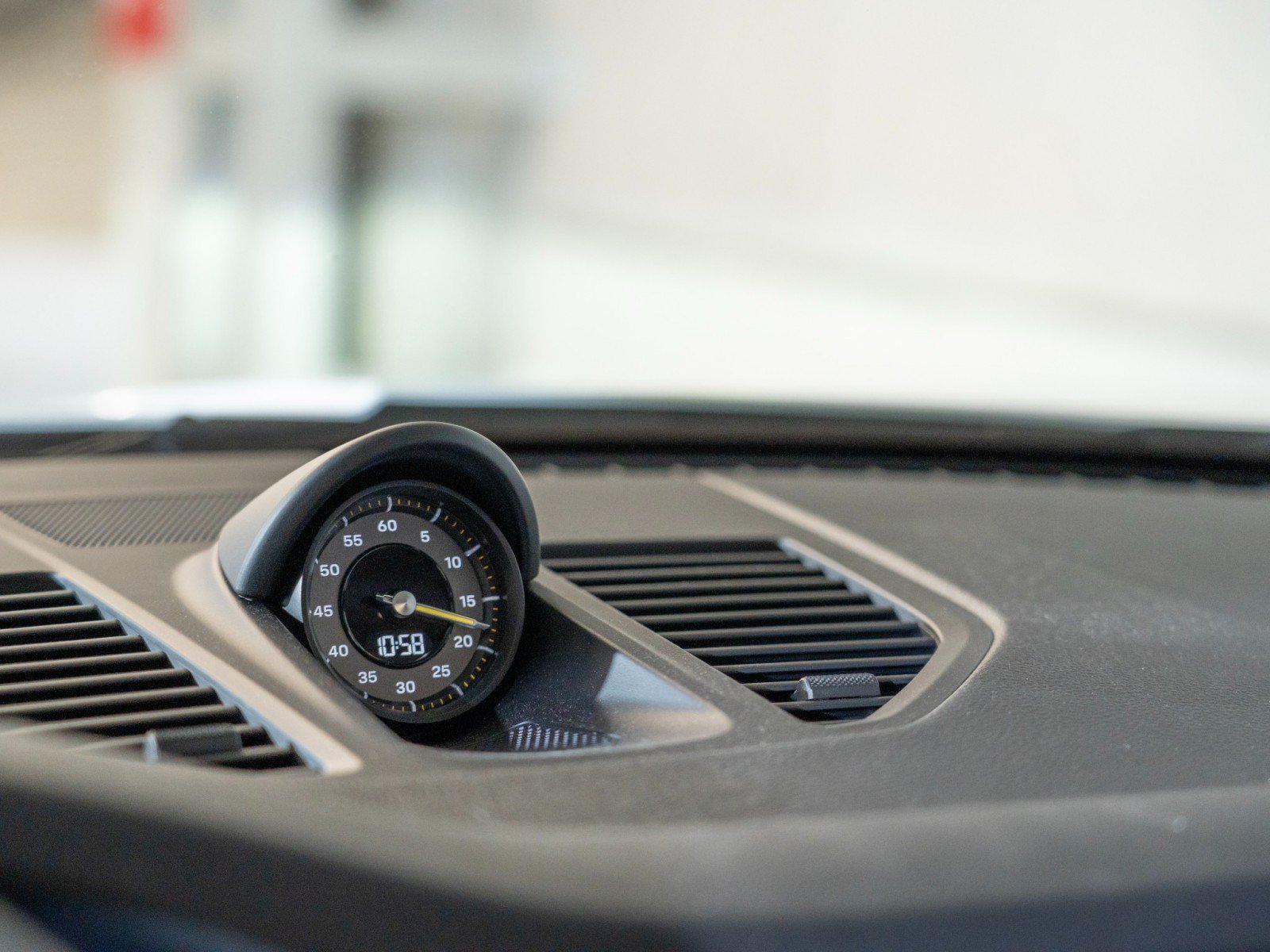 Certified 2026 Porsche 911 GT3 RWD image 18