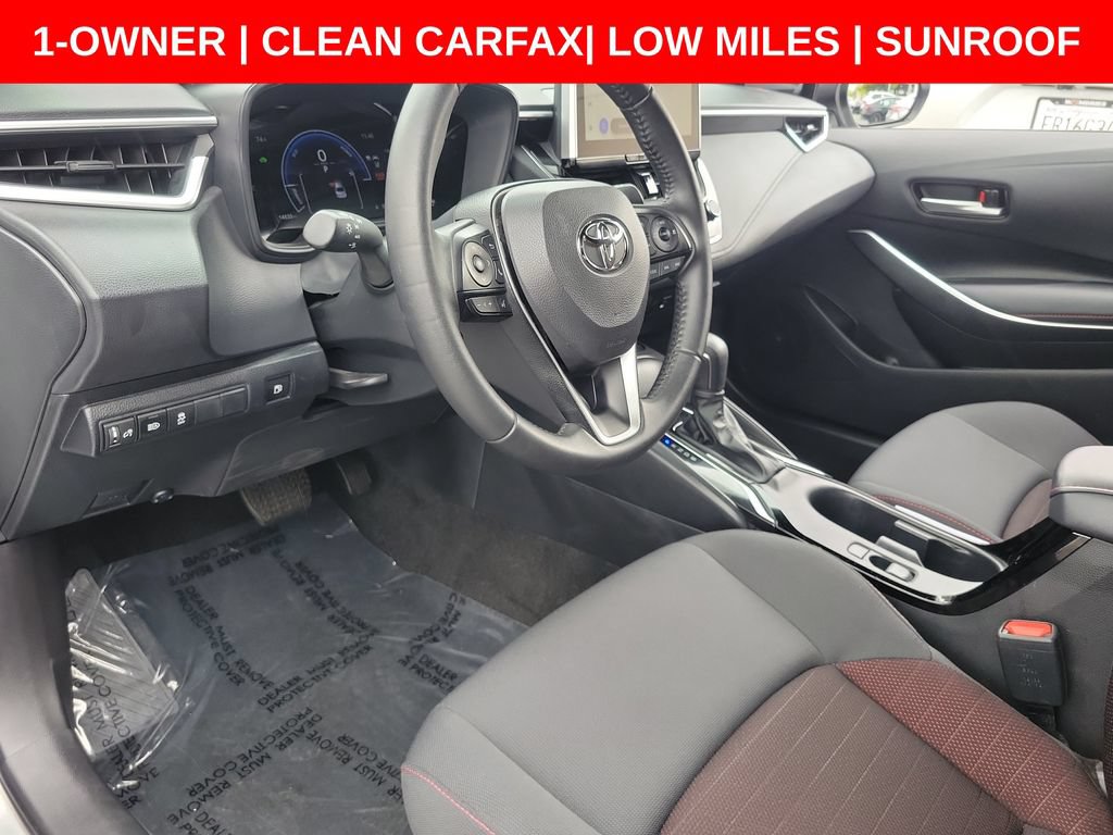 Used 2025 Toyota Corolla SE w/ SE Premium Package FWD image 20