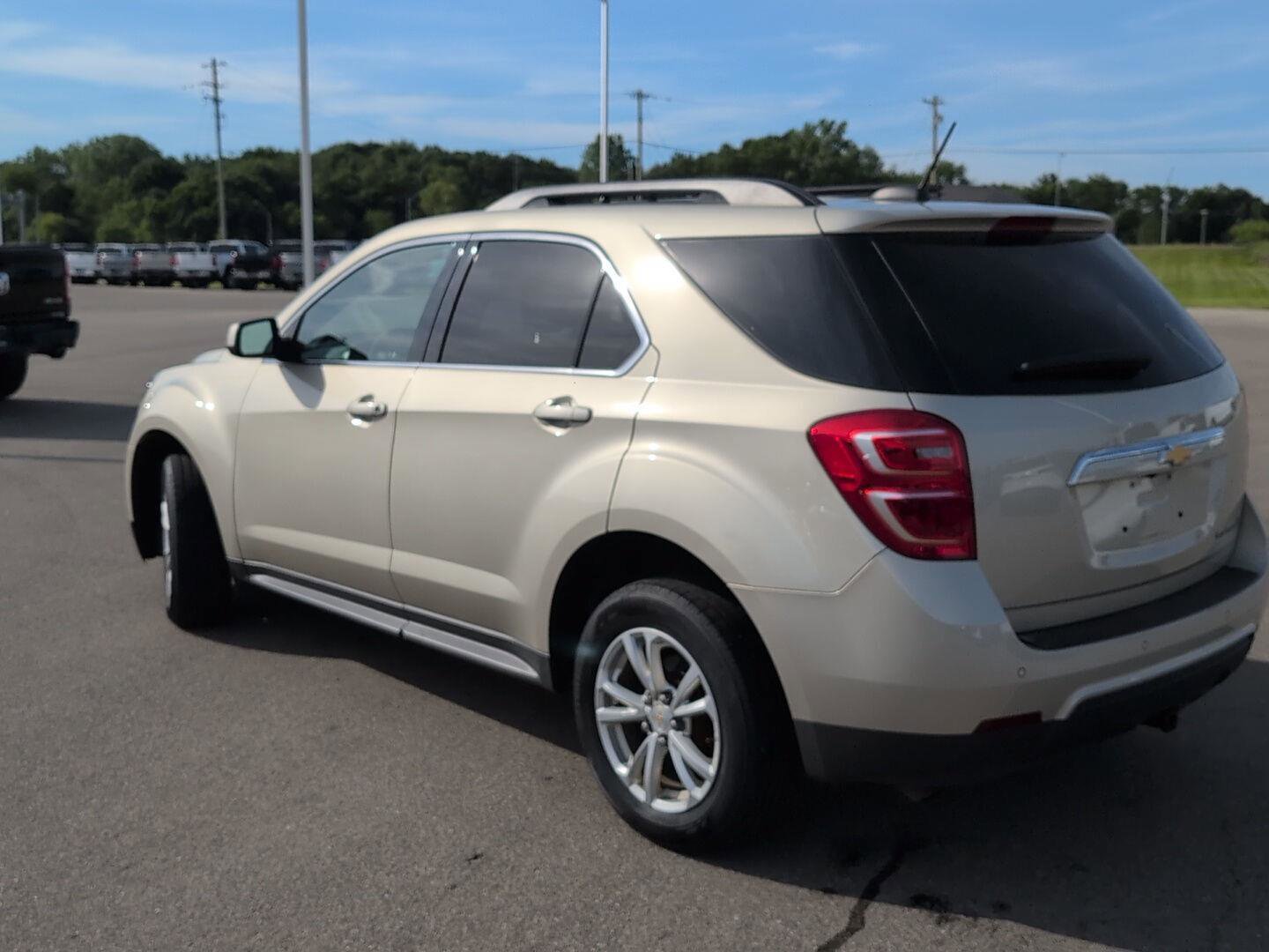 Used 2016 Chevrolet Equinox LT w/ Convenience Package FWD image 4