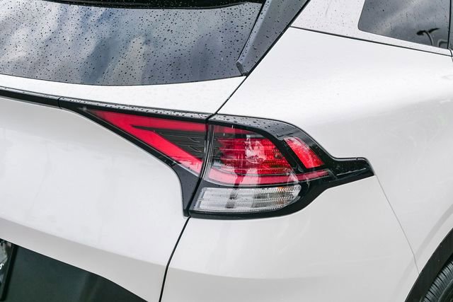 Certified 2024 Kia Sportage LX image 8