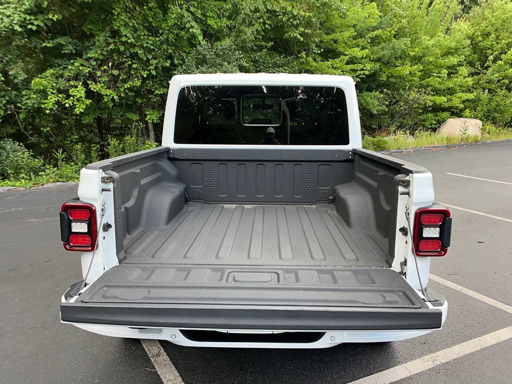 Used 2021 Jeep Gladiator Overland AWD/4WD image 23
