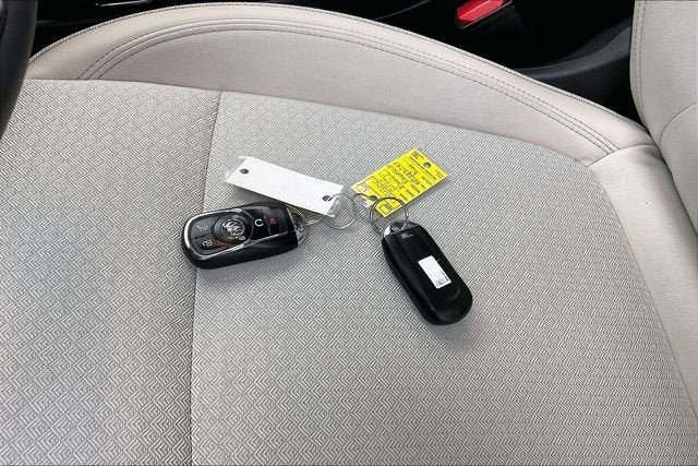 Certified 2022 Buick Encore GX Select image 13