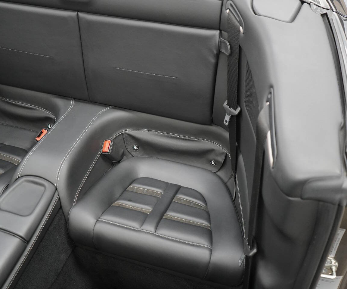 Used 2011 Ferrari California Base 2dr Convertible image 88