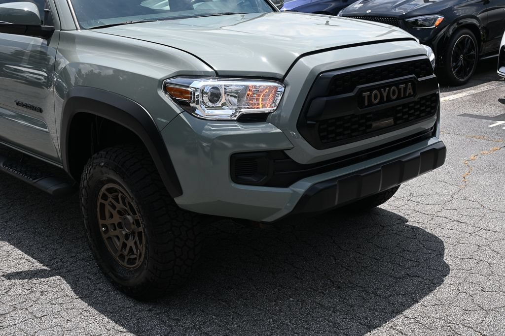 Used 2022 Toyota Tacoma SR5 w/ Trail Edition AWD/4WD image 33