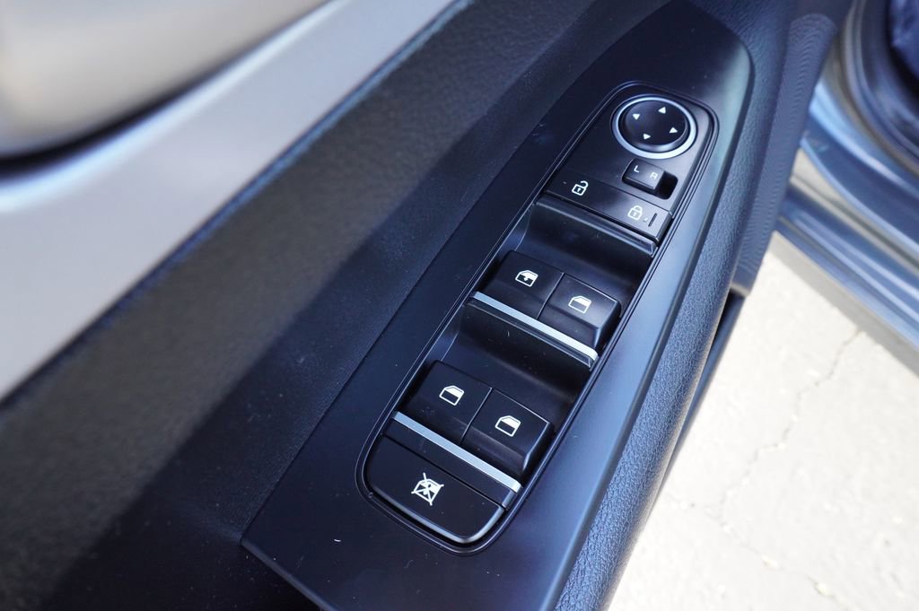 Used 2024 Kia Forte LXS image 15