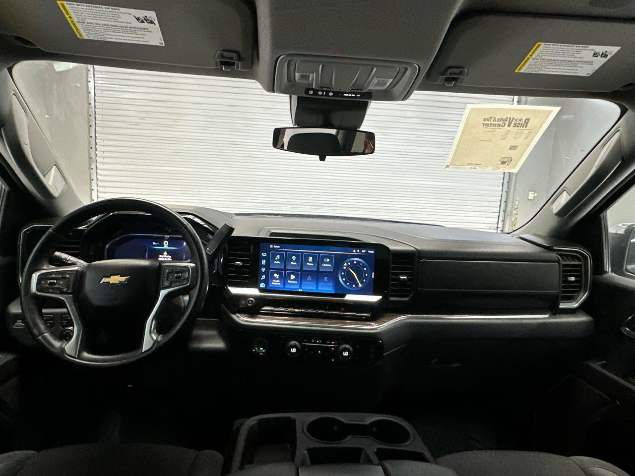 Used 2024 Chevrolet Silverado 1500 LT AWD/4WD image 12