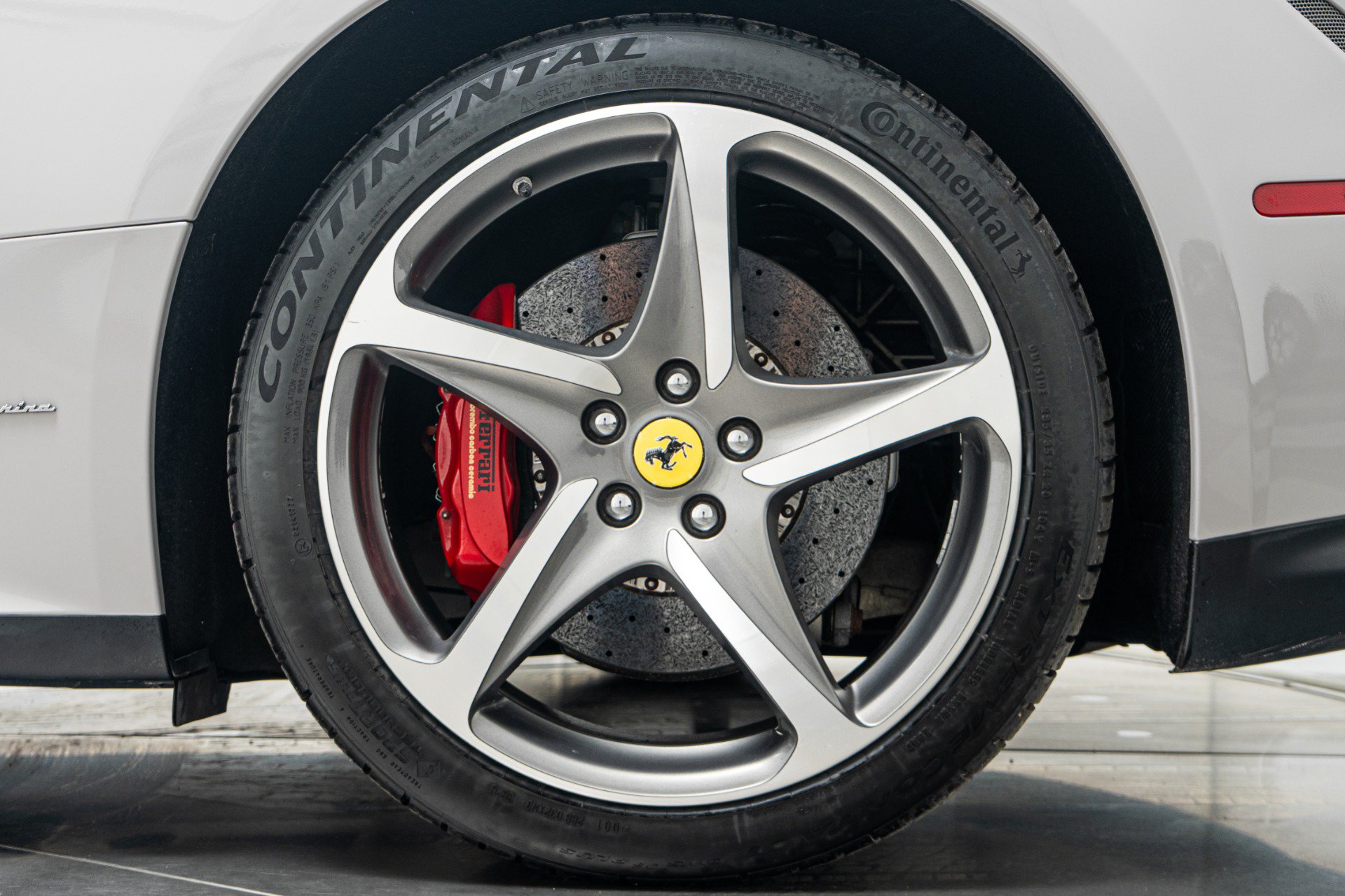 Used 2014 Ferrari FF AWD/4WD image 11