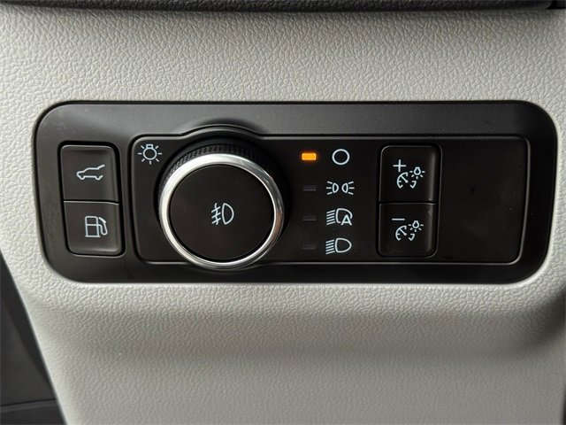 Certified 2025 Ford Escape Platinum image 25