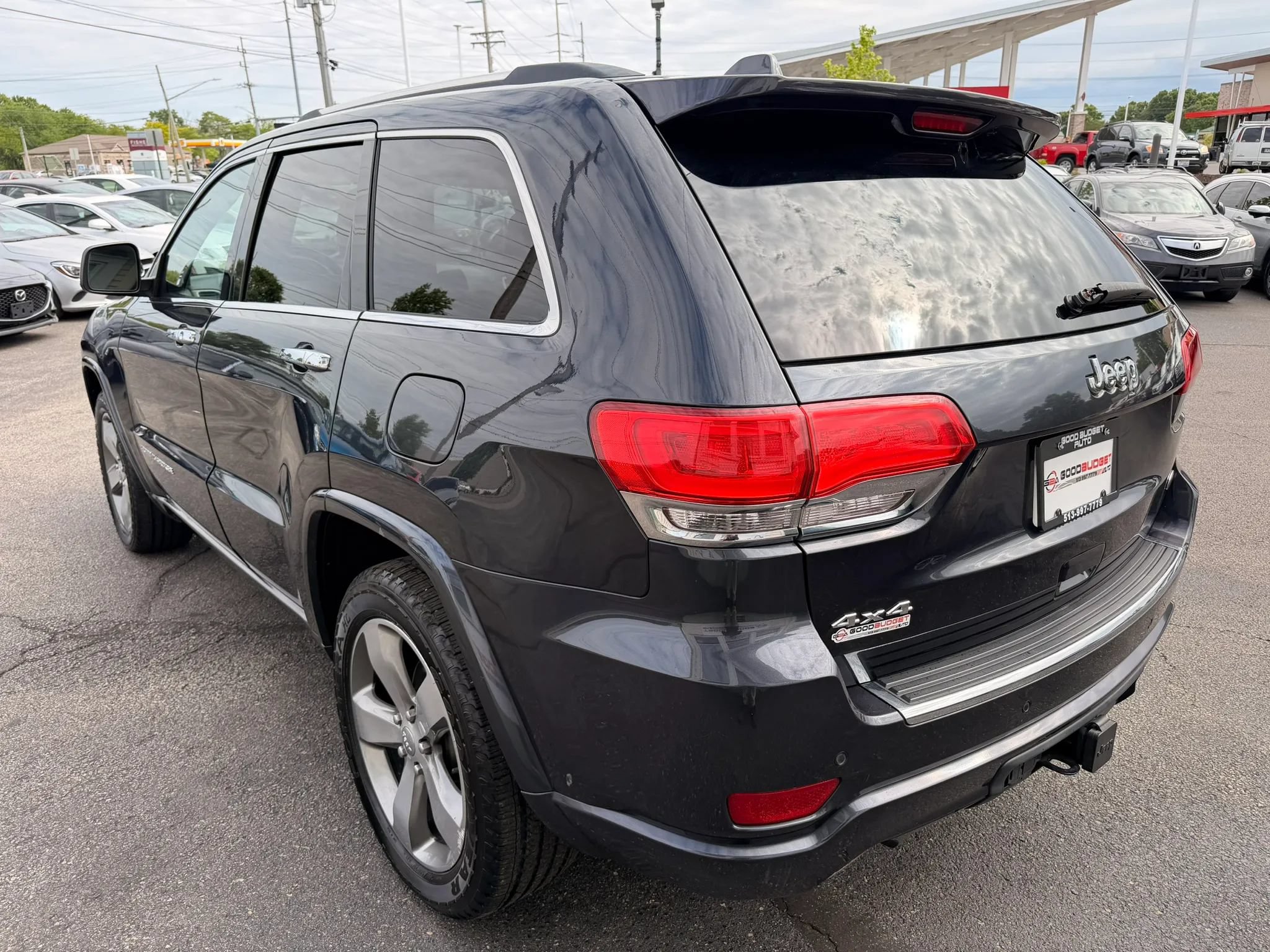 Used 2014 Jeep Grand Cherokee Overland AWD/4WD image 3