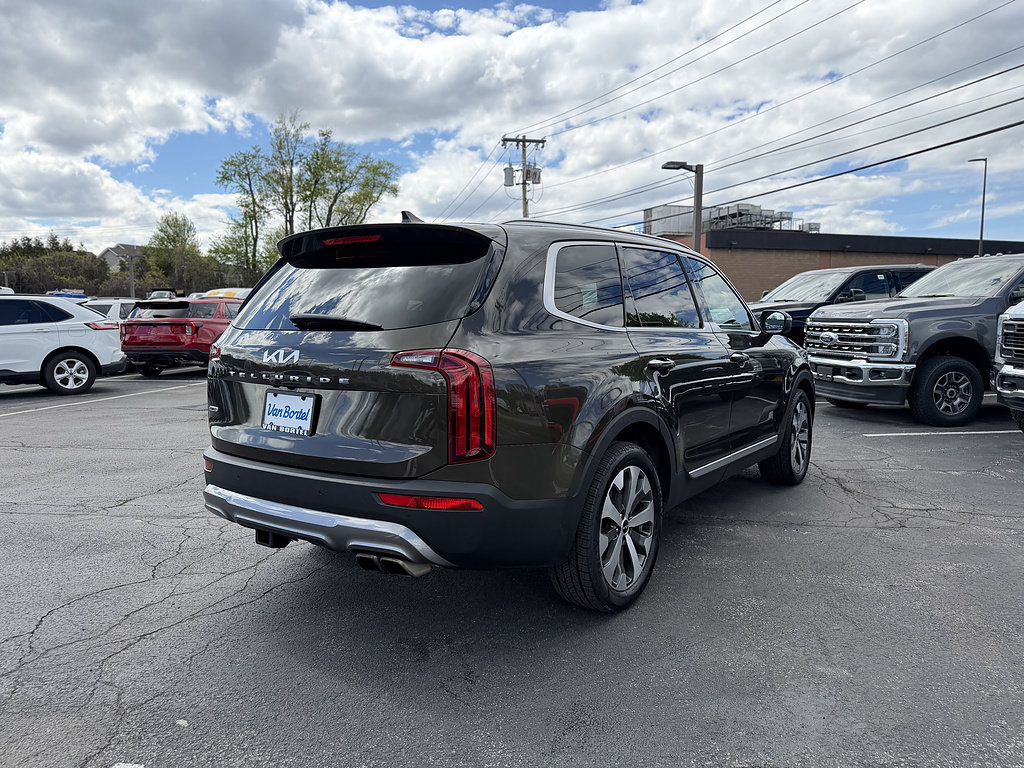 Used 2022 Kia Telluride S AWD/4WD image 7