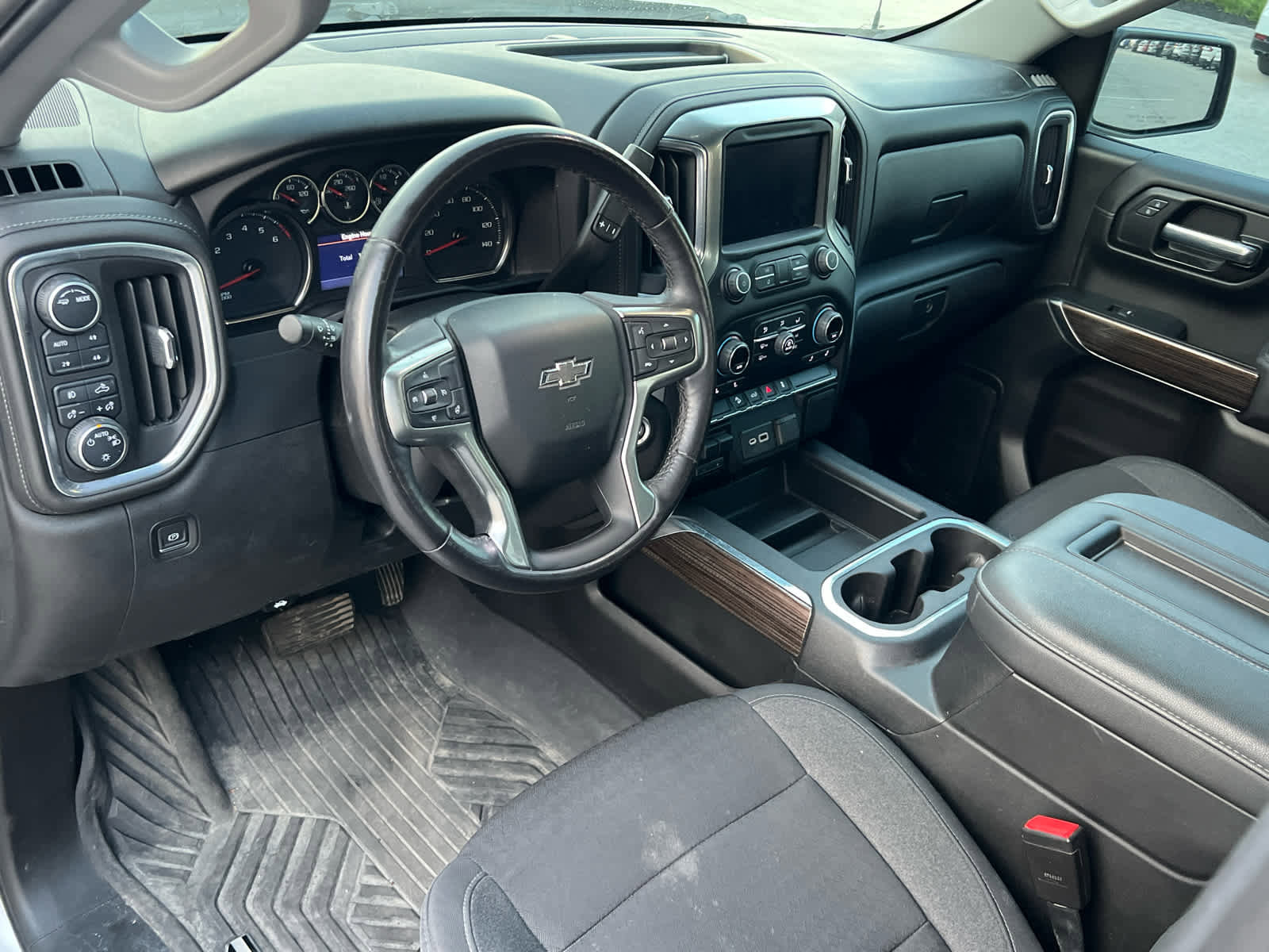 Used 2021 Chevrolet Silverado 1500 LT Trail Boss w/ Bed Protection Package AWD/4WD image 13