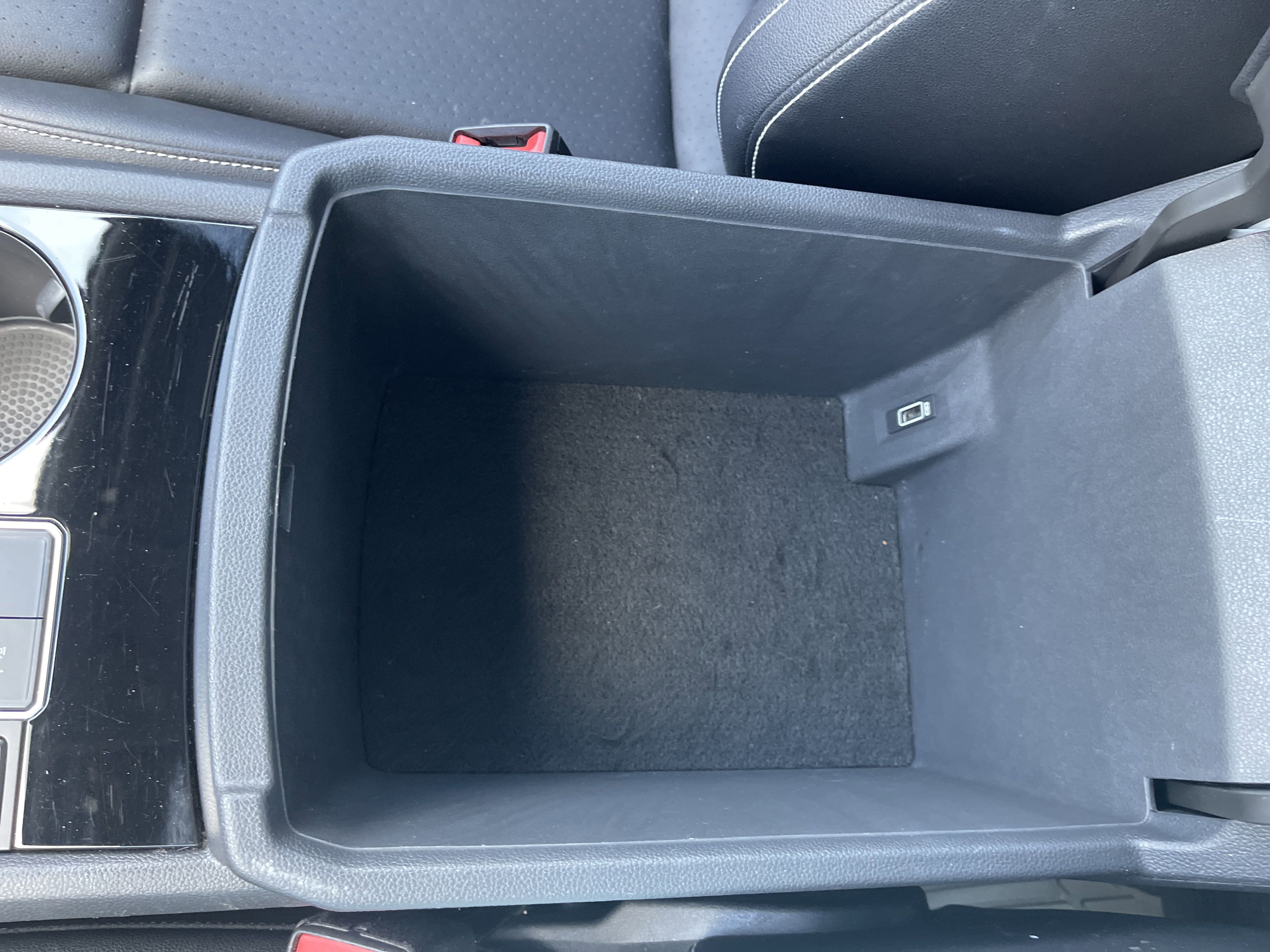 Used 2020 Volkswagen Atlas Cross Sport SEL image 29