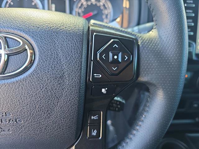 Used 2022 Toyota 4Runner TRD Off-Road Premium image 18