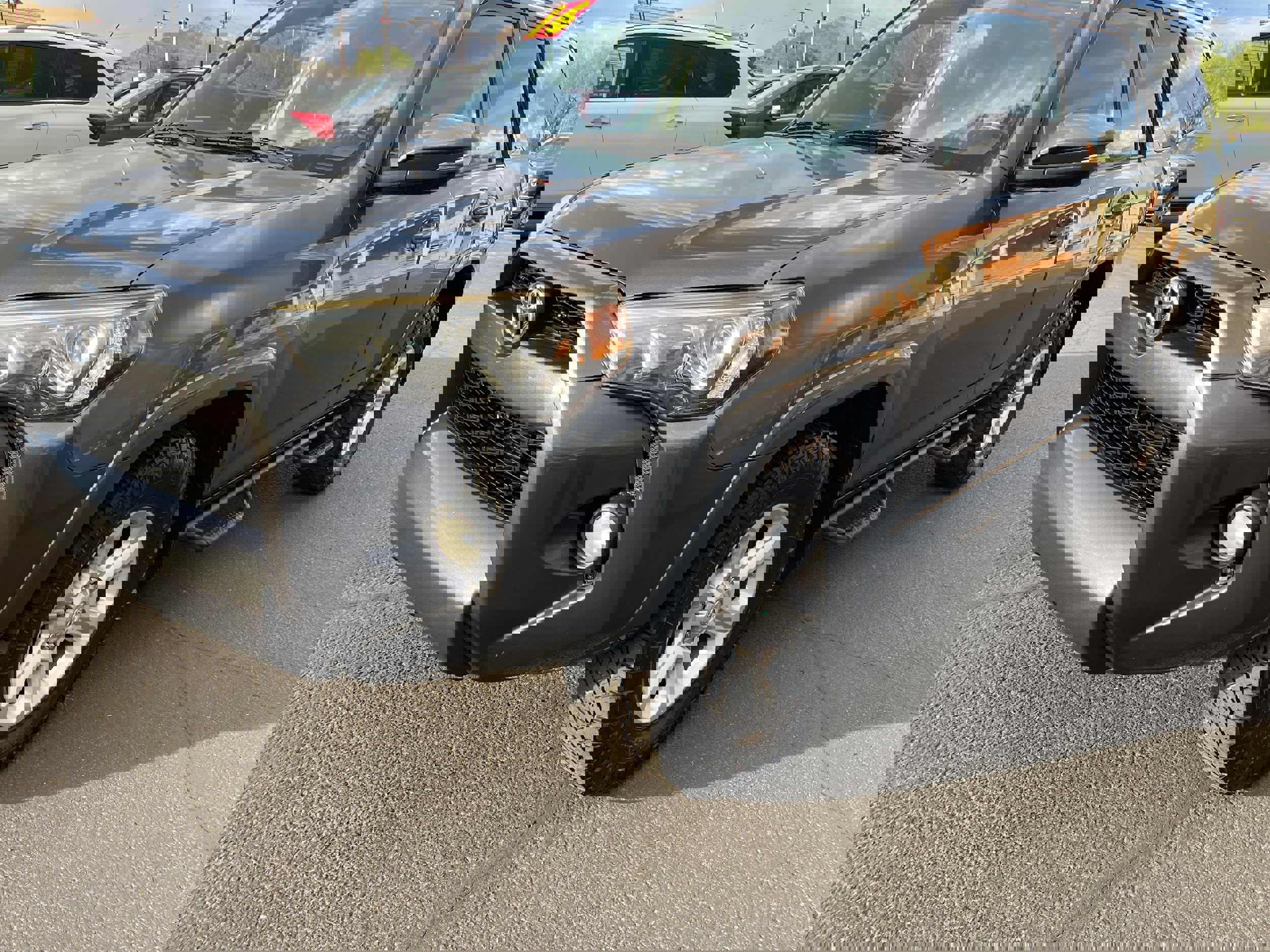 Used 2016 Toyota 4Runner SR5 Premium image 10