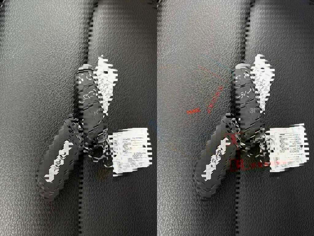 New 2026 Jeep Compass Limited image 30