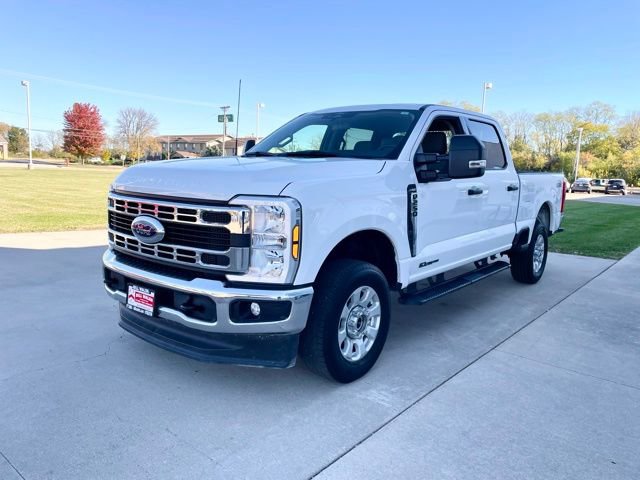 Used 2024 Ford F250 XLT image 2