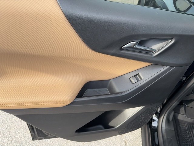 New 2026 Chevrolet Equinox ACTIV image 12