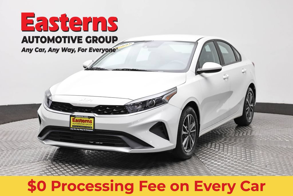 Used 2023 Kia Forte LXS FWD image 1