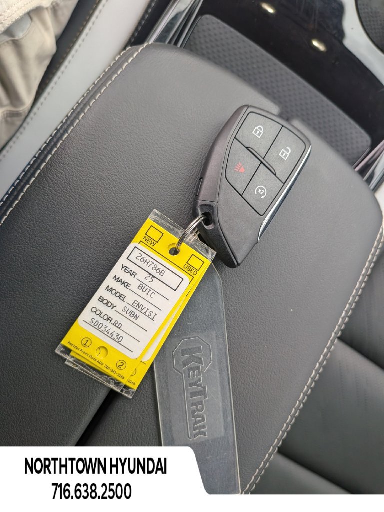 Used 2025 Buick Envision Sport Touring AWD/4WD image 18