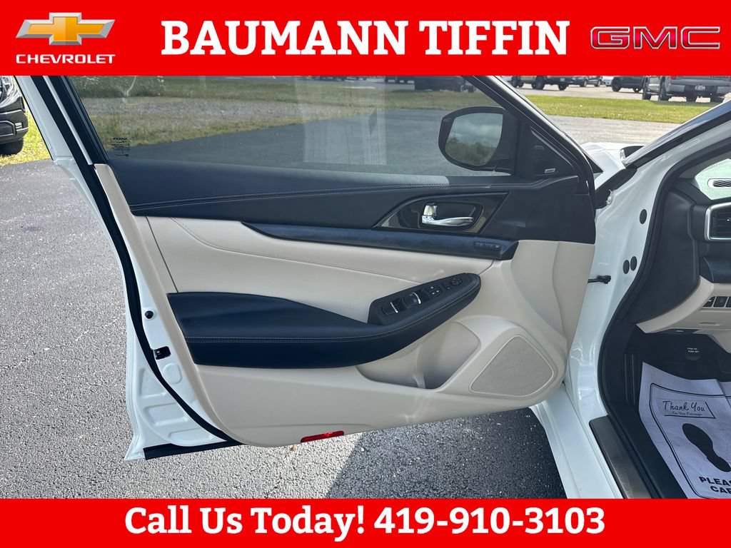 Used 2020 Nissan Maxima Platinum w/ Sport Mat Group FWD image 18