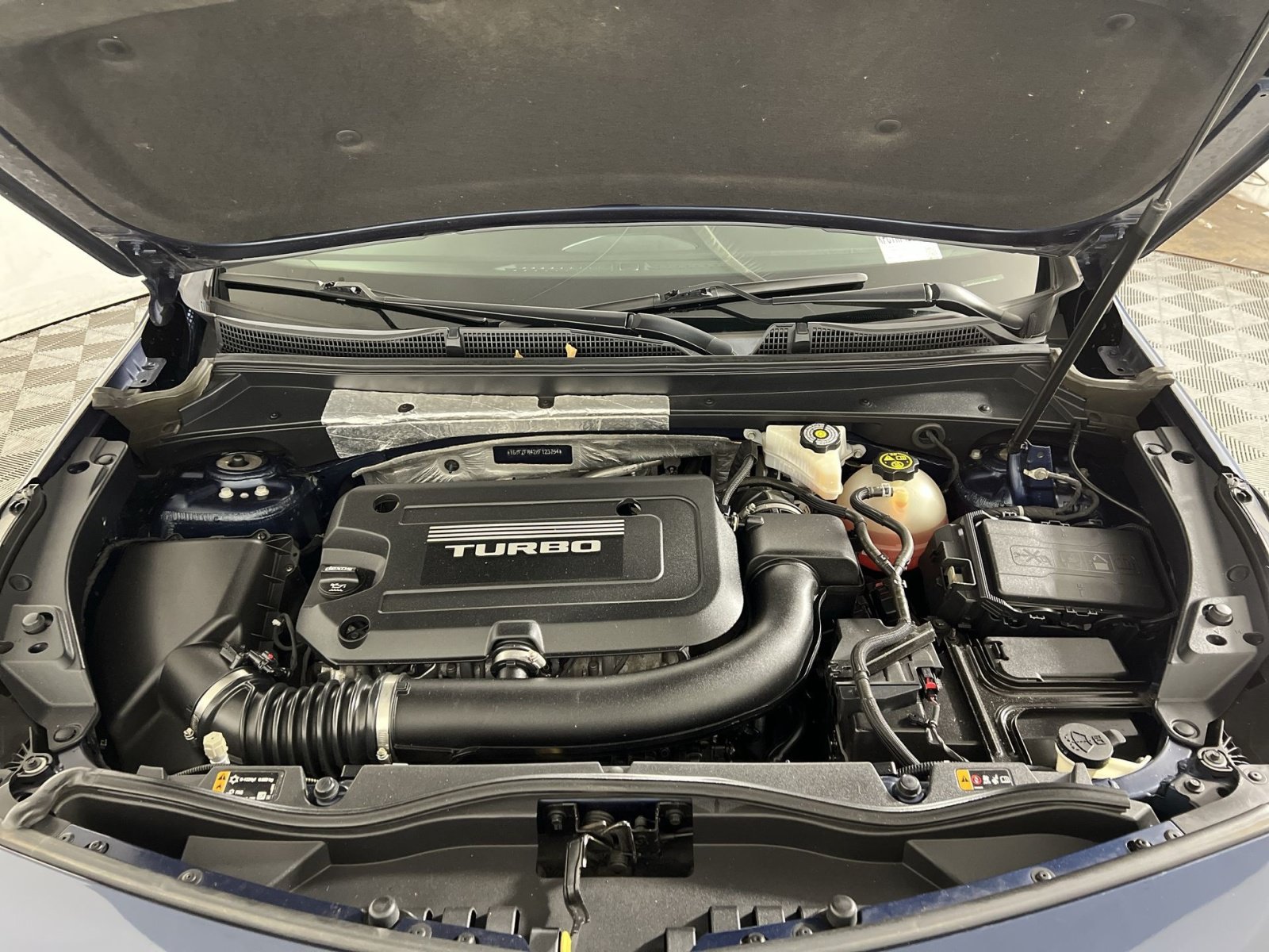Used 2019 Cadillac XT4 Sport AWD/4WD image 28