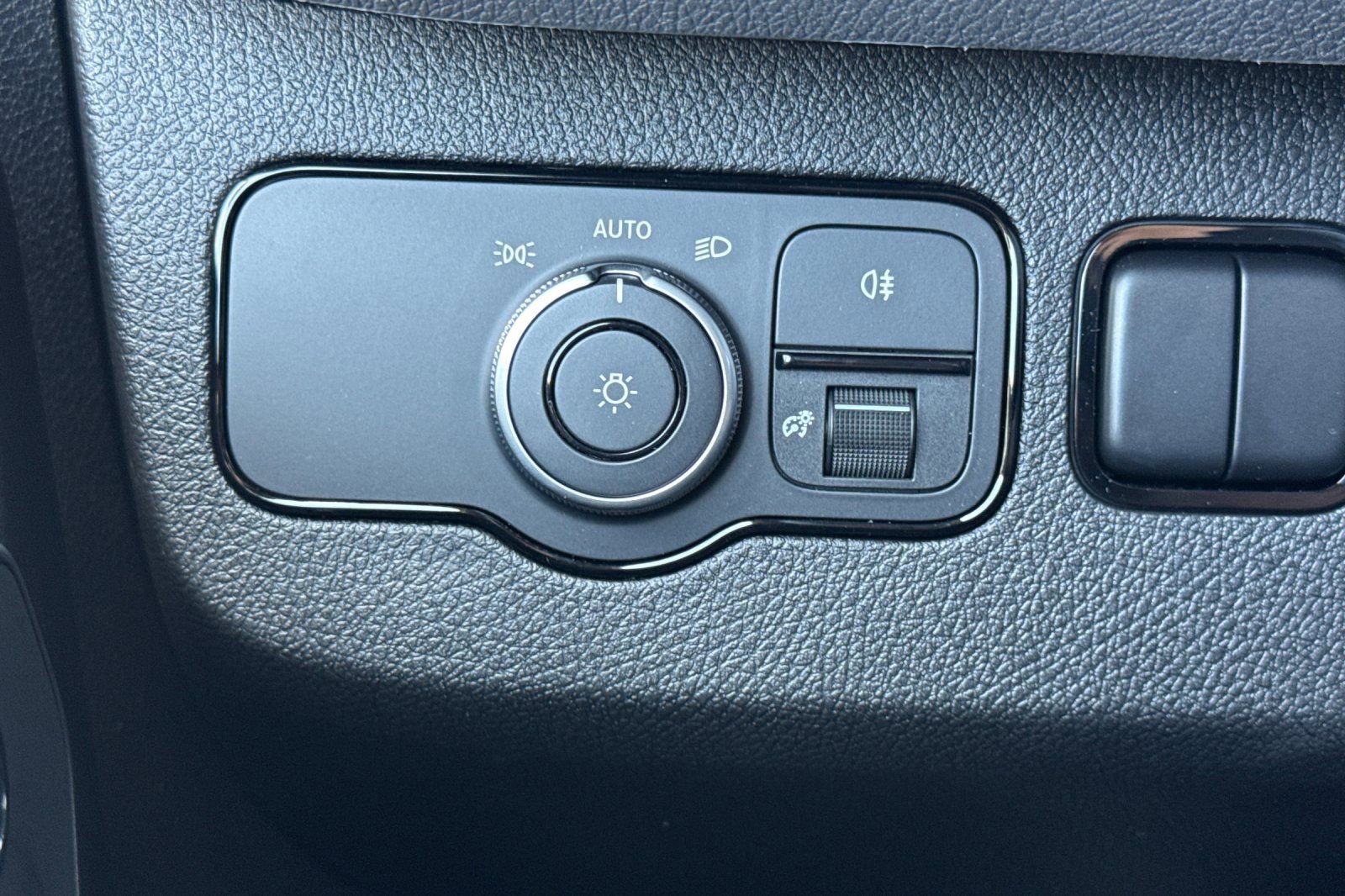 New 2025 Mercedes-Benz Sprinter 2500 image 28