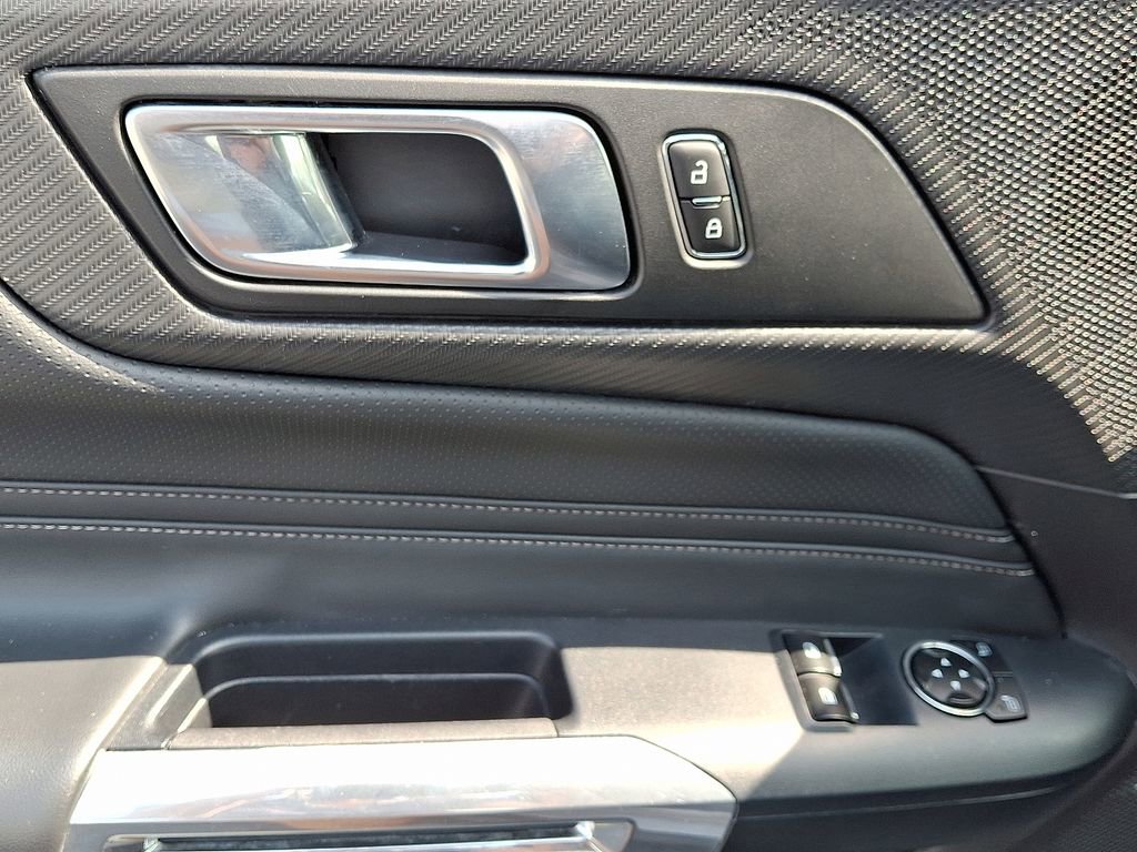 Used 2024 Ford Mustang Premium image 11