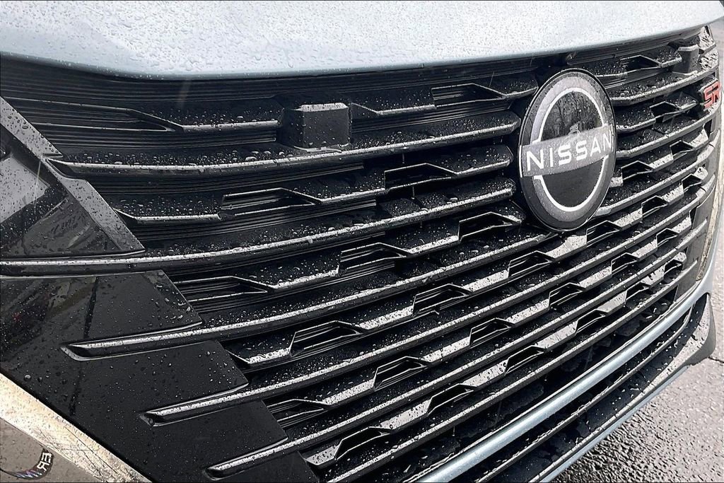 Used 2024 Nissan Sentra SR w/ SR Premium Package image 29