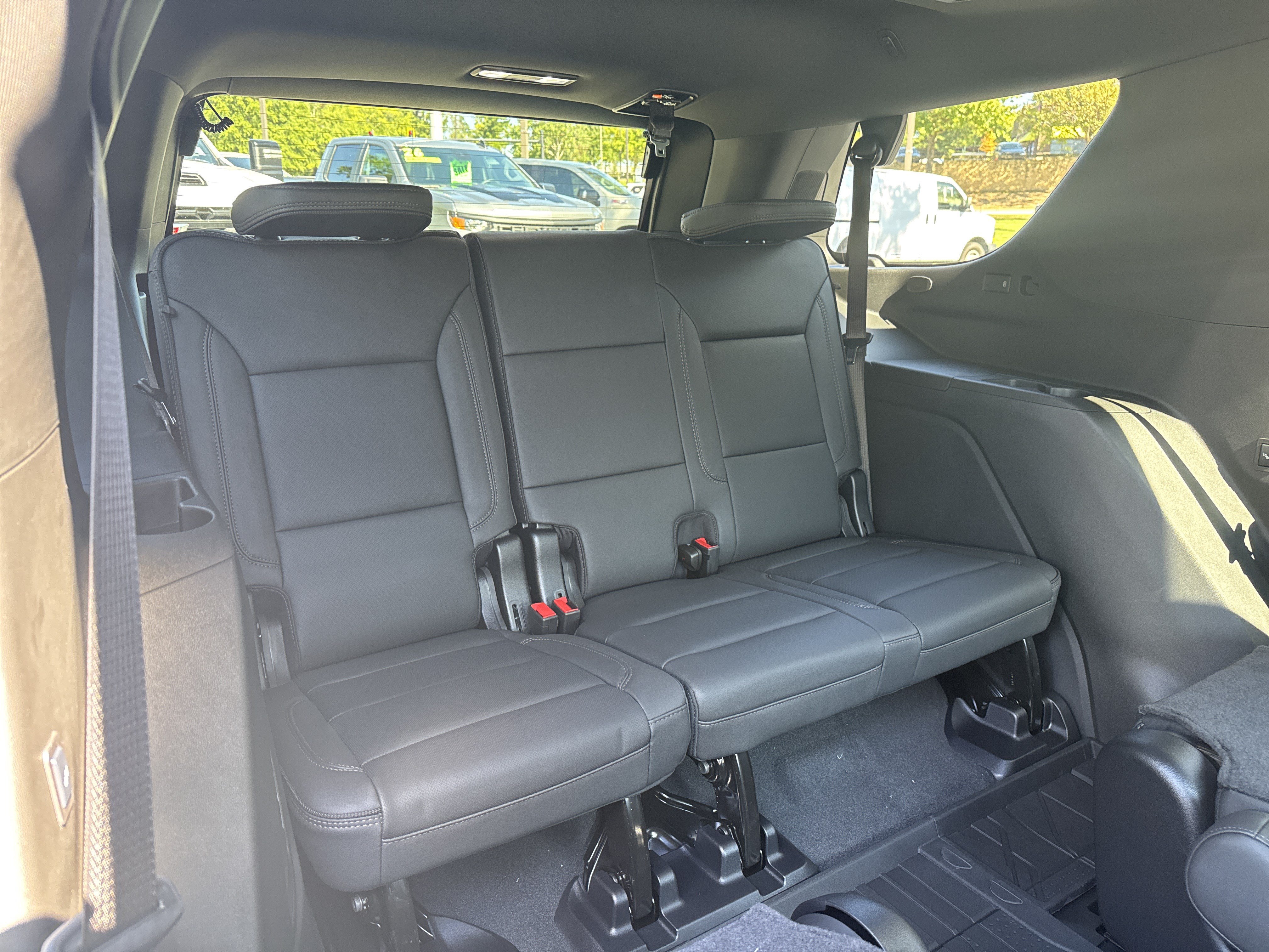 New 2027 Chevrolet Tahoe High Country AWD/4WD image 15