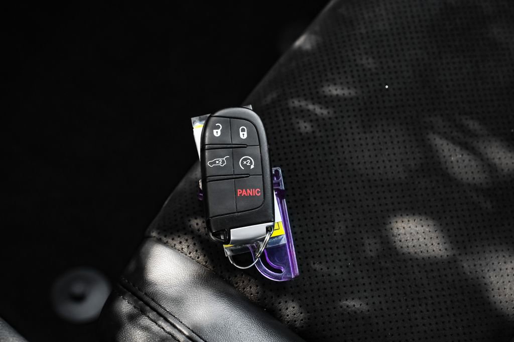 Used 2019 Jeep Grand Cherokee Altitude image 69